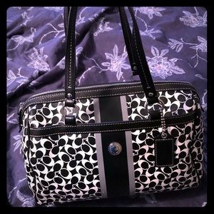 COACH - Signature black and white purse